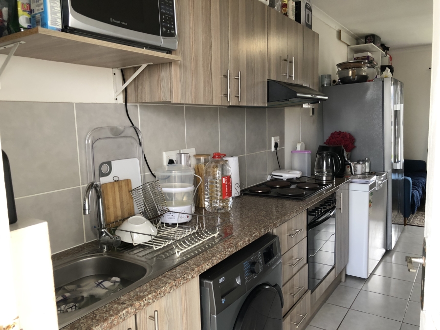 2 Bedroom Property for Sale in Muizenberg Western Cape